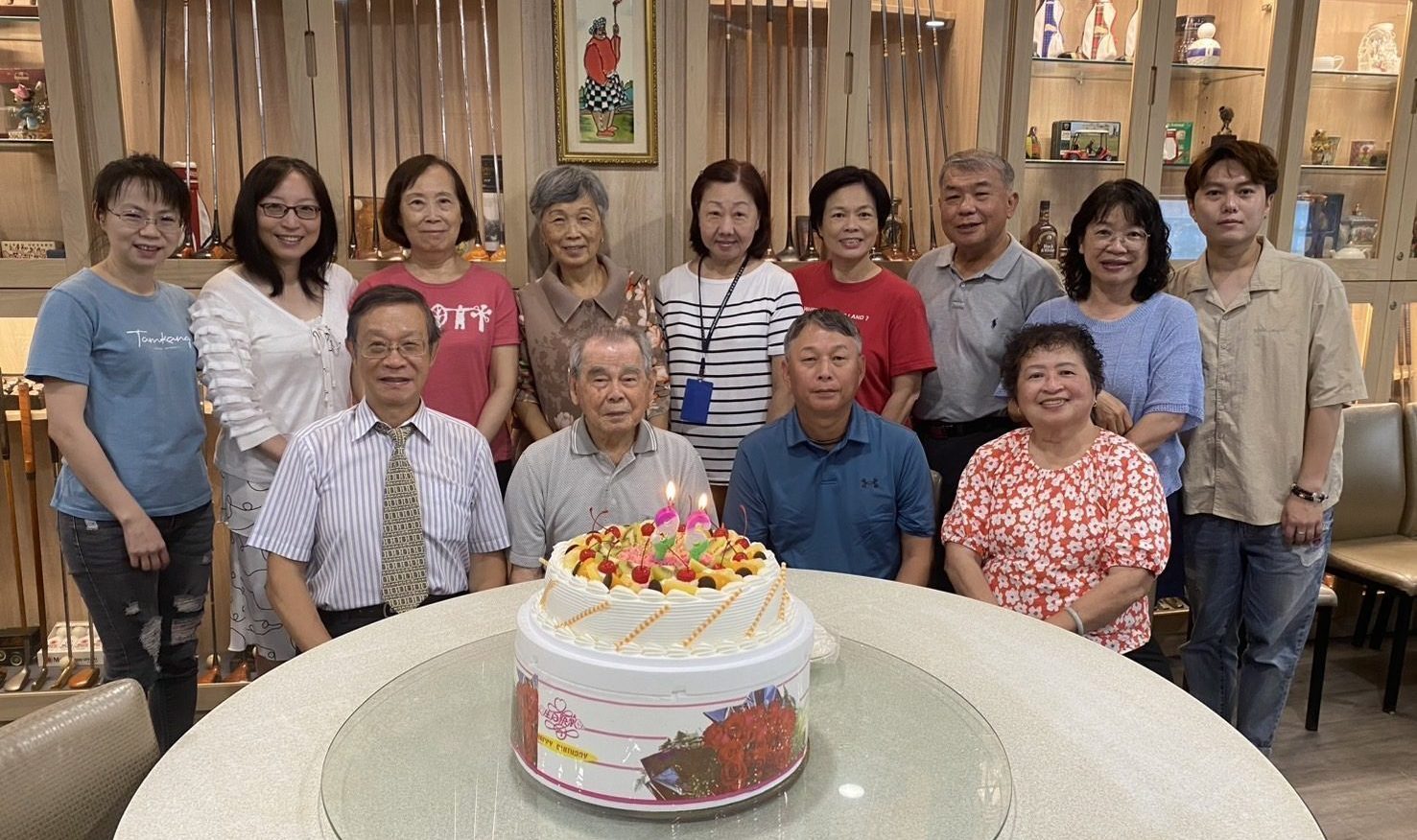 第5屆理監事歡慶林前校長96歲華誕